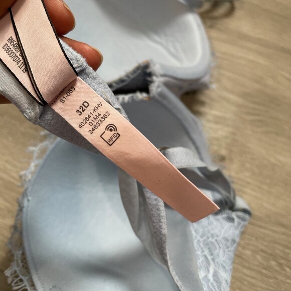 Victoria's Secret Women's Blue Lace Bra Size 32D/D70 - Picture 11 of 11